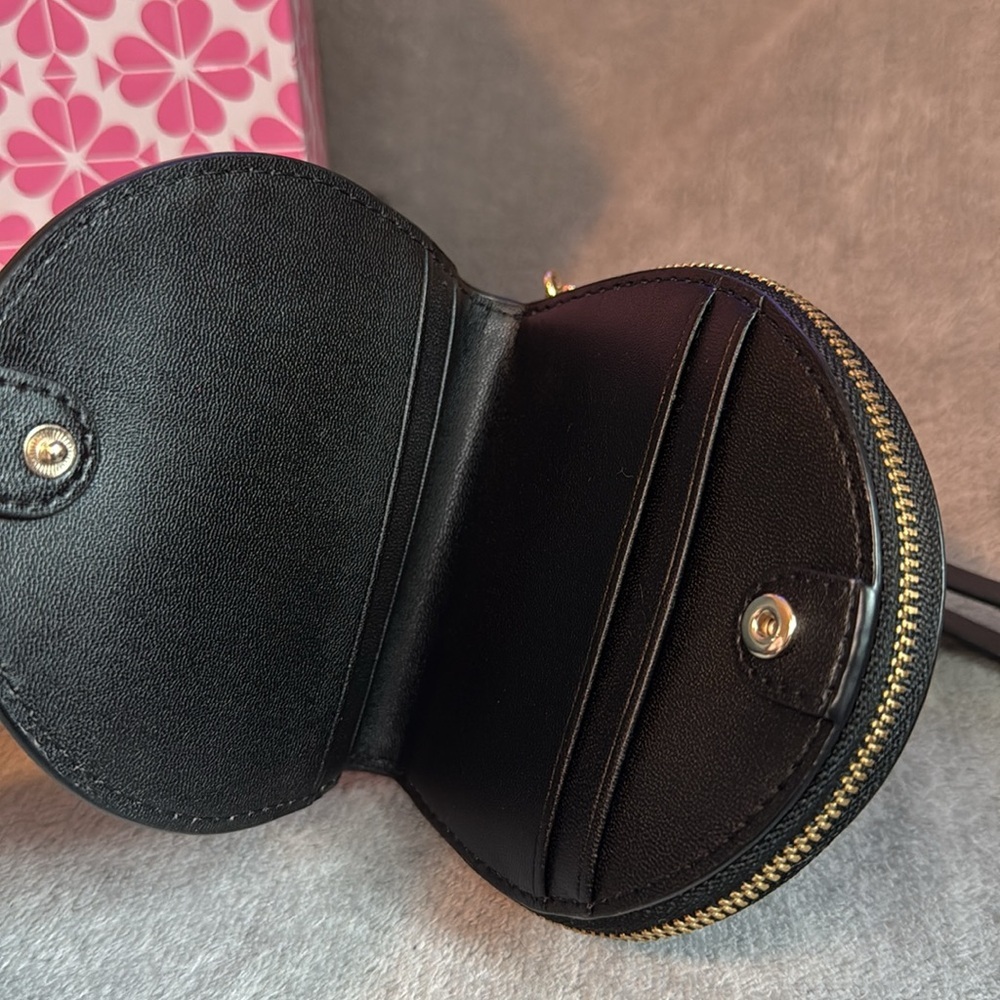 ♠️KATE SPADE♠️ Black Half Moon Wristlet with Keyring/EUC - Picture 9 of 9